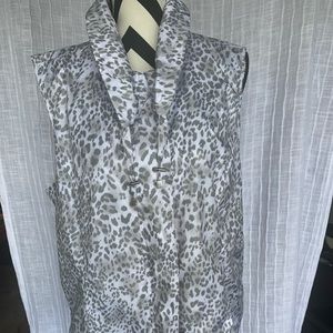 Weekender by Chico’s Leopard Nylon Vest size 3